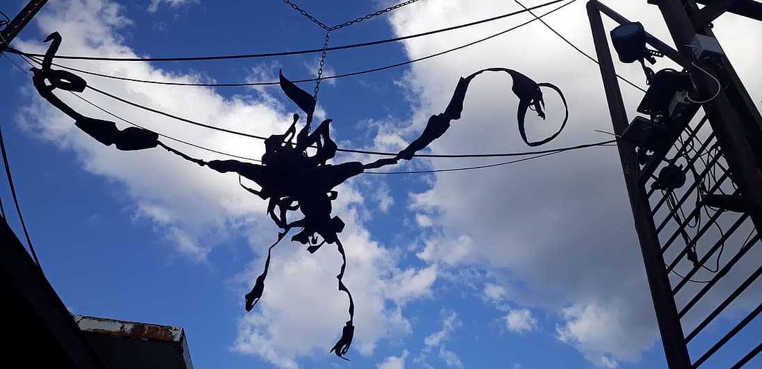 Pteranodon — Flugsaurier-Skulptur aus Cortenstahl